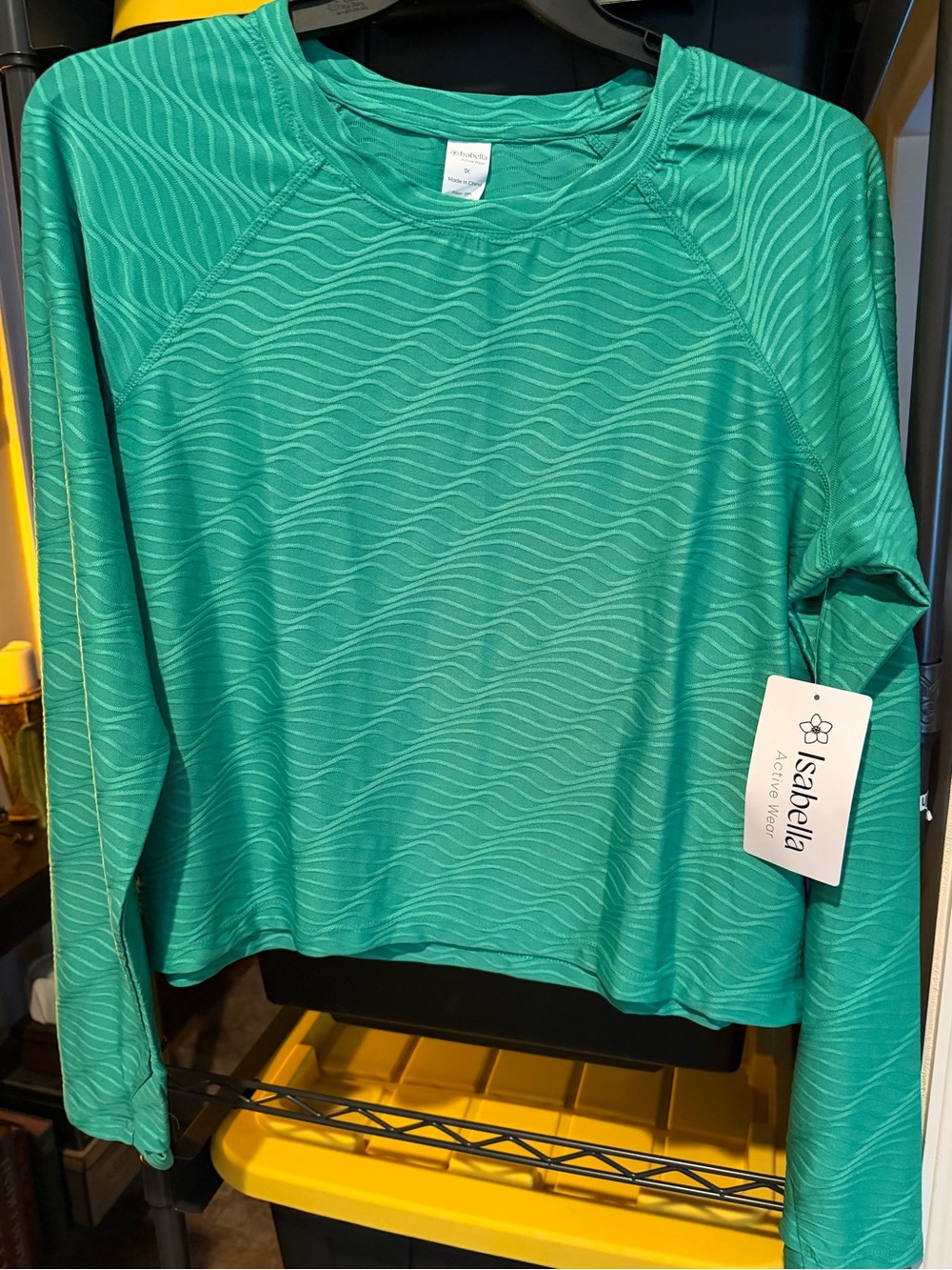 Women’s Green Wave-Print Long-Sleeve Performance Tee